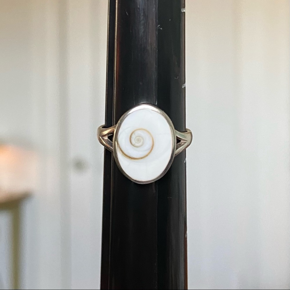 Shiva Shell Ring Solid Sterling Silver Size 6.5 - image 2
